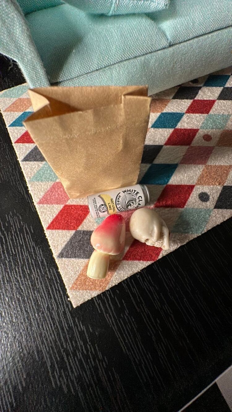 Who Packed Lunch? Miniatures